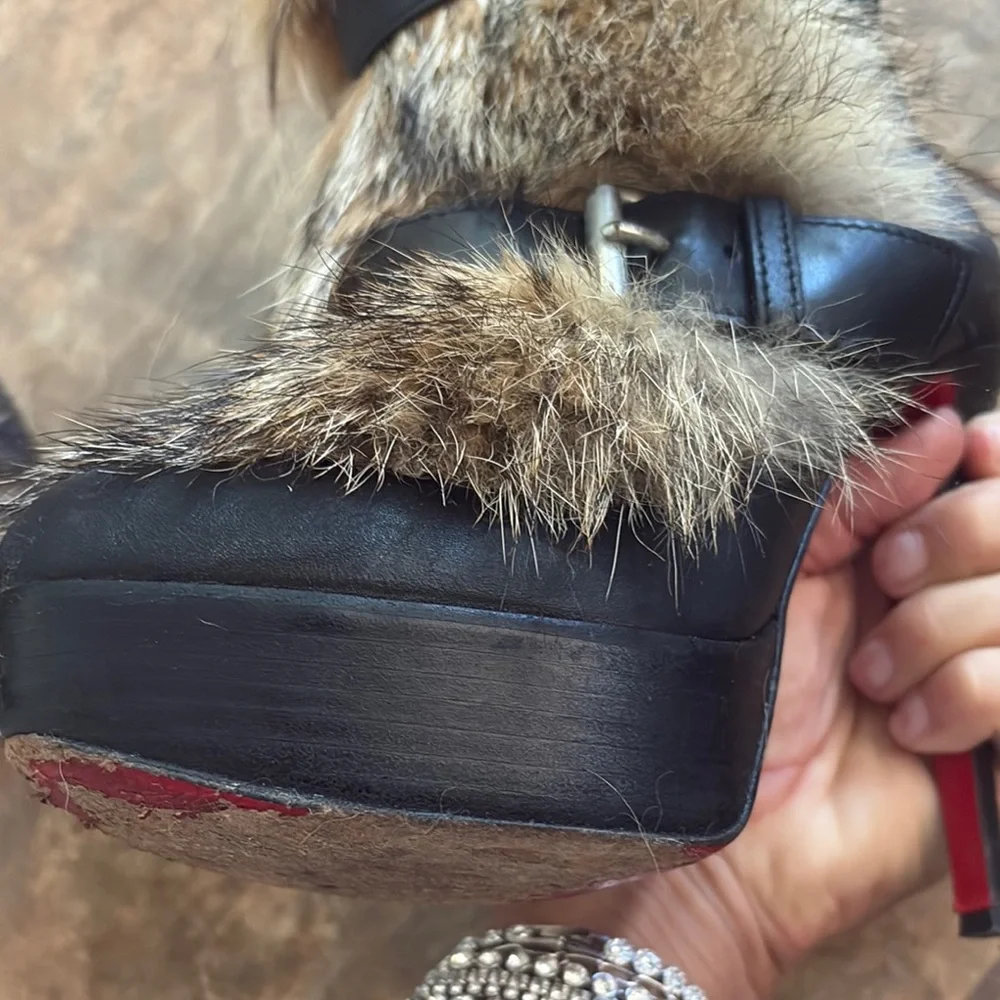 Christian Louboutin Black and Fur Women's Boots Toundra - Picture 12 of 16